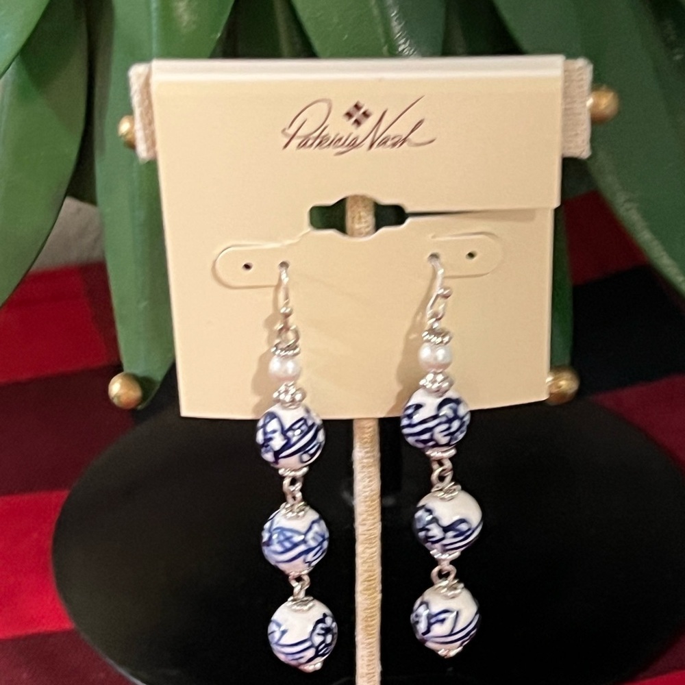 Patricia Nash Navy and Ivory Beaded Earrings